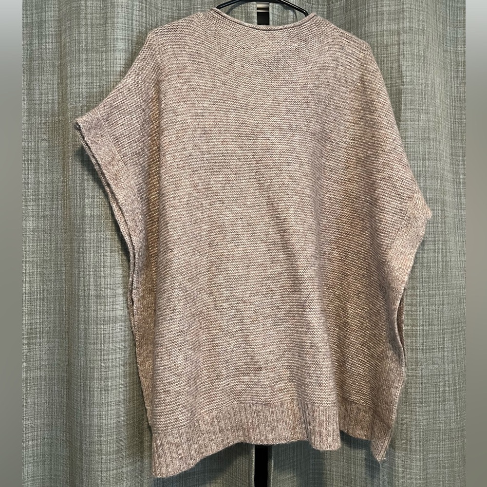 Universal Thread Women's Light Gray Poncho Sweater